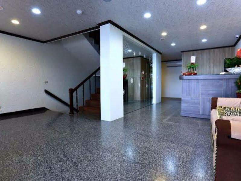 Bin Cheng Hotel Yilan Eksteriør bilde