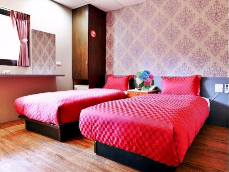Bin Cheng Hotel Yilan Eksteriør bilde